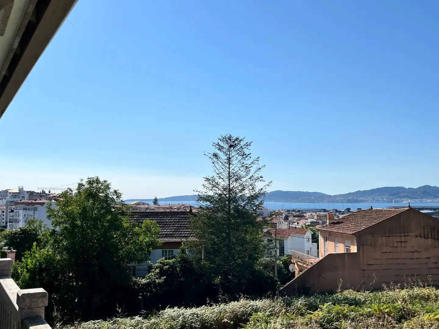 Houses for sale in Coia Exterior view of Houses for sale in Vigo with Heating, Private garden and Parquet flooring