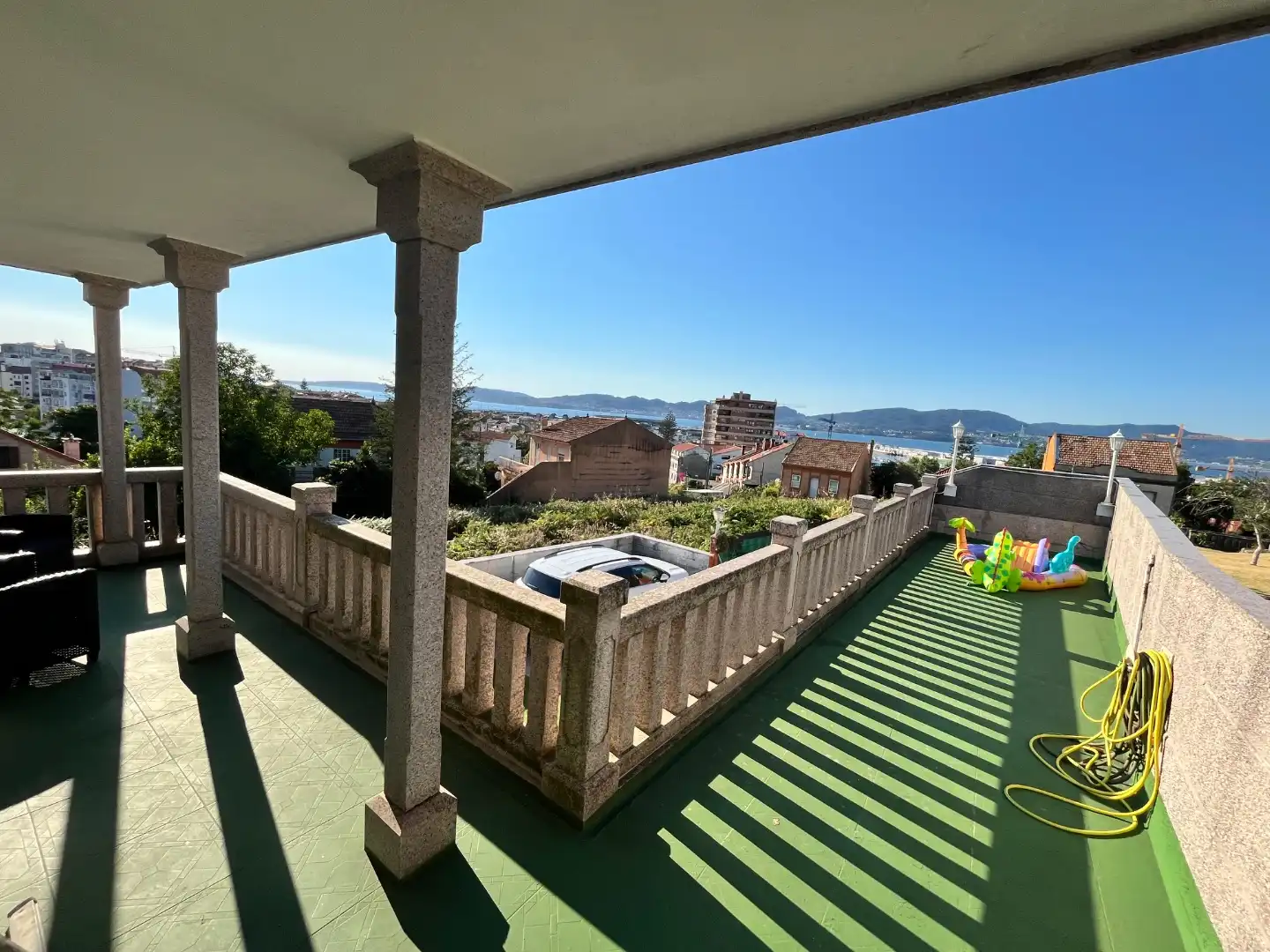 Houses for sale in Coia Exterior view of Houses for sale in Vigo with Heating, Private garden and Parquet flooring