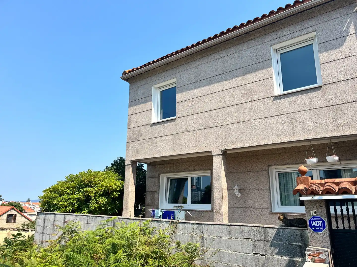 Houses for sale in Coia Exterior view of Houses for sale in Vigo with Heating, Private garden and Parquet flooring