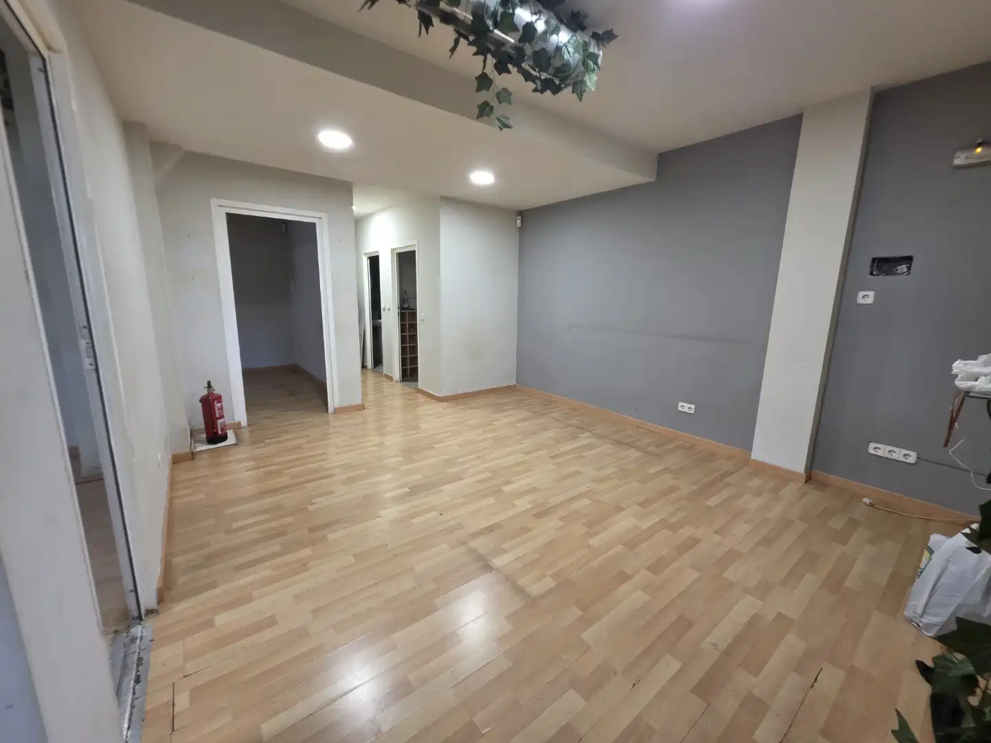 Geschaftsraum zur Miete in Calle de Burdeos, 2, Villafontana - Estoril I Geschaftsraum zur Miete in Móstoles