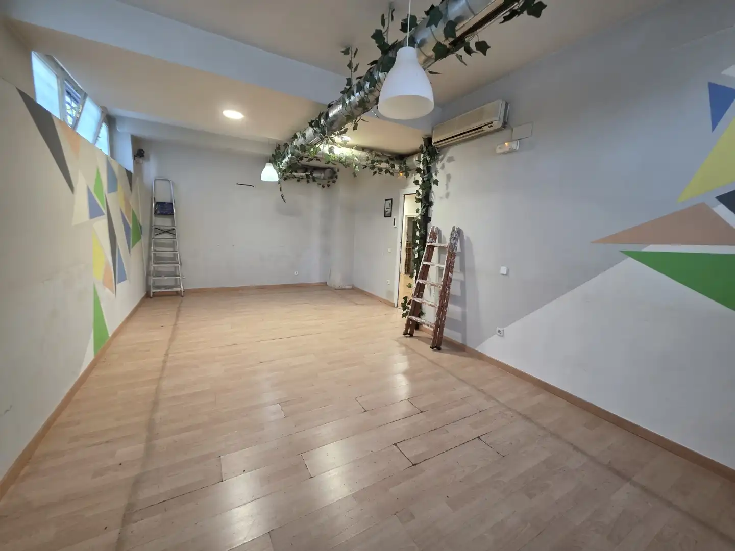 Geschaftsraum zur Miete in Calle de Burdeos, 2, Villafontana - Estoril I Geschaftsraum zur Miete in Móstoles