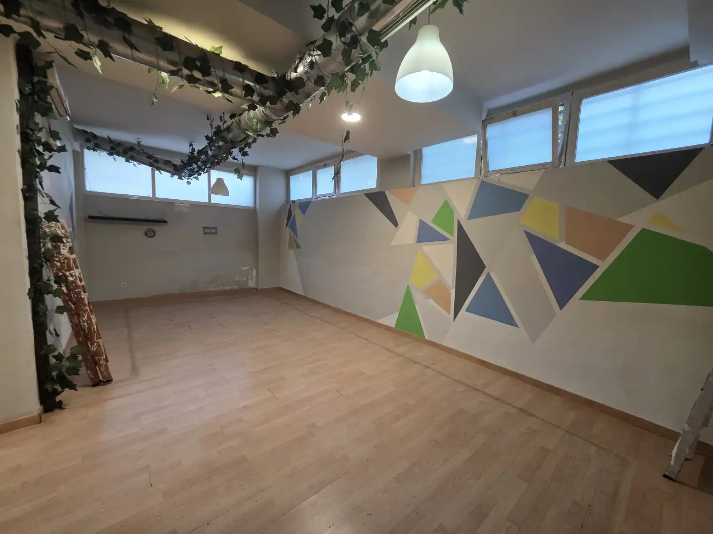 Geschaftsraum zur Miete in Calle de Burdeos, 2, Villafontana - Estoril I Geschaftsraum zur Miete in Móstoles