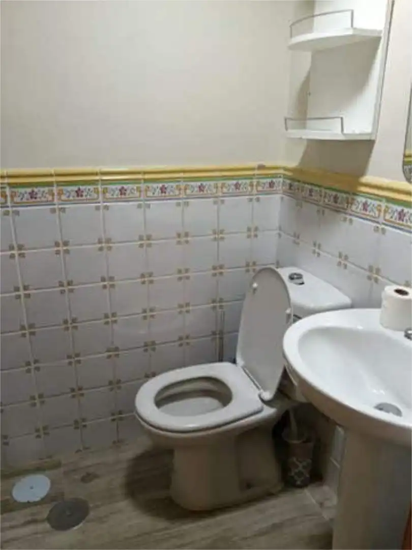 Loft de alquiler en Ontígola Baño de Loft de alquiler en Ontígola con Calefacción, Jardín privado y Amueblado