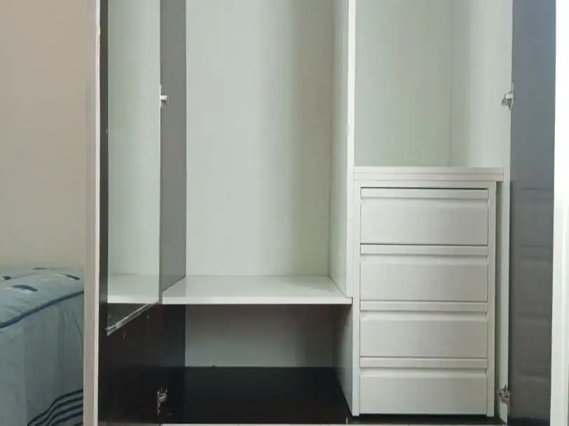 Bedroom of Flat for share in Madrid  with Heating, Parquet flooring and Terrace