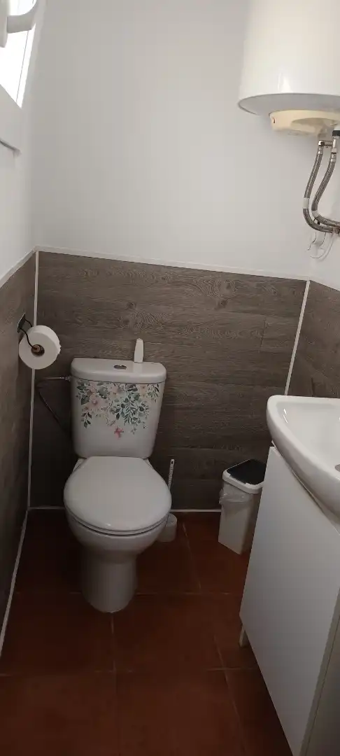 Wohnung zur Miete in Avenida del Reino de Valencia, 7, Chelva Badezimmer von Wohnung zur Miete in Chelva mit Heizung, Terrasse und Abstellraum