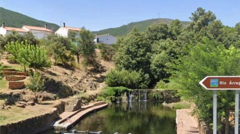 Foto 3 de Casa o chalet en venta en Cadalso, Cáceres