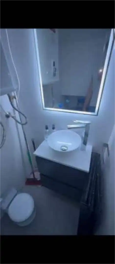 Apartamento de alquiler en Parque Victoria Eugenia Baño de Apartamento de alquiler en Málaga con Calefacción y Amueblado