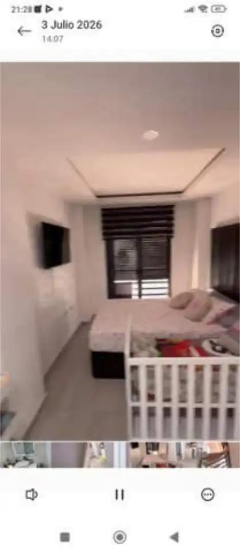 Apartamento de alquiler en Parque Victoria Eugenia Habitación de Apartamento de alquiler en Málaga con Calefacción y Amueblado