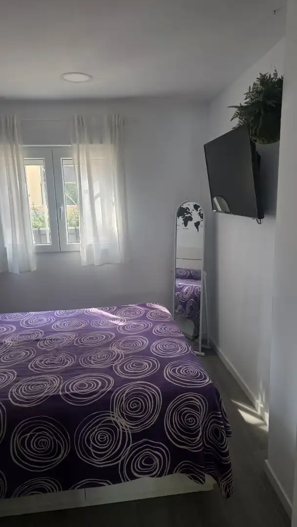 Dormitori de Casa o xalet de lloguer en Paterna amb Aire condicionat, Calefacció i Jardí privat