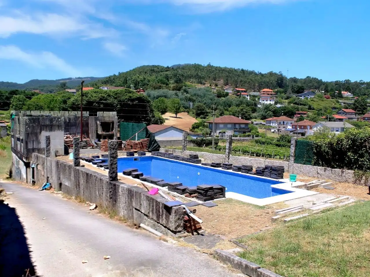 Piso en venta en Lugar O Anxo, 29, Tui Piscina de Piso en venta en Tui con Calefacción, Jardín privado y Terraza