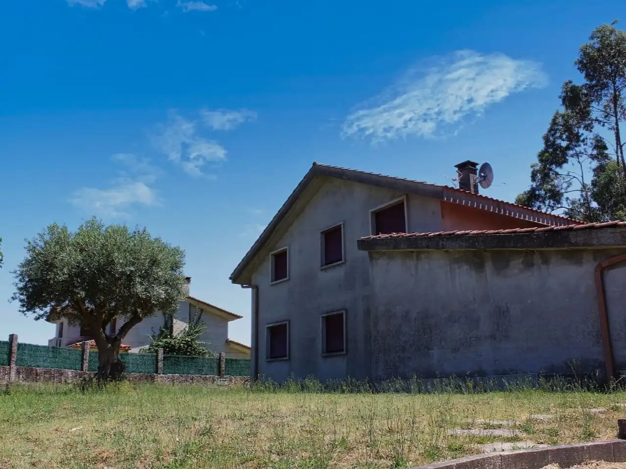 Piso en venta en Lugar O Anxo, 29, Tui Vista exterior de Piso en venta en Tui con Calefacción, Jardín privado y Terraza