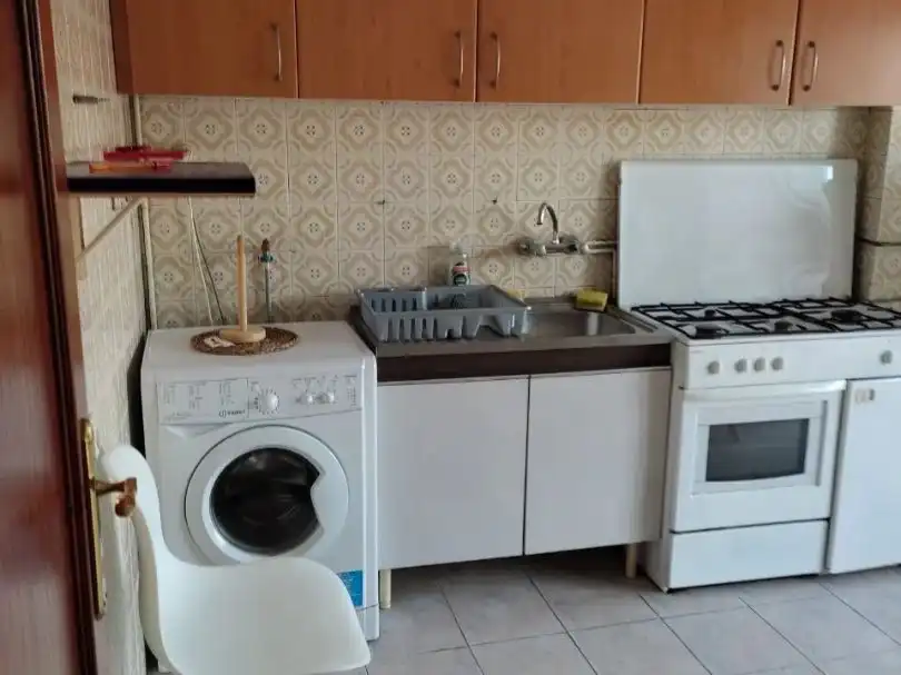 Cuina de Pis en venda en Santiago de Compostela  amb Calefacció, Parquet i Terrassa