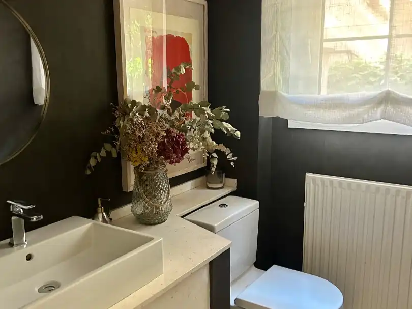 Houses for rent in Paseo de Emilia Alarcos, 1, Las Marías Bathroom of Houses for rent in Torrelodones with Heating, Private garden and Parquet flooring