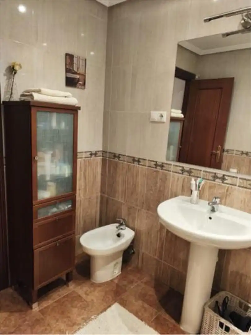 Bathroom of Flat for sale in Cebolla  with Heating, Private garden and Terrace