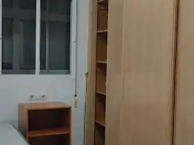 Piso de alquiler en Calle la Hoz, 6, Parque Ayala - Jardín de la Abadía - Huelín Piso de alquiler en Calle la Hoz, 6, Parque Ayala - Jardín de la Abadía - Huelín