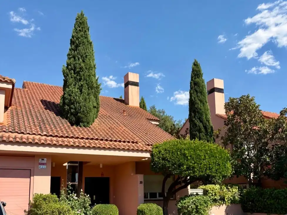 Houses for rent in Paseo de Emilia Alarcos, 1, Las Marías Exterior view of Houses for rent in Torrelodones with Heating, Private garden and Parquet flooring
