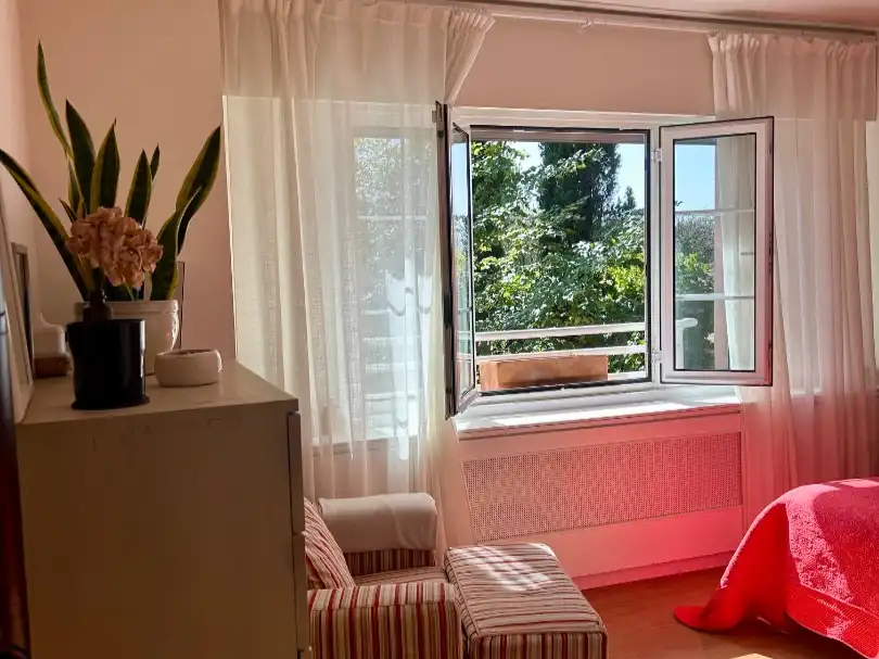 Houses for rent in Paseo de Emilia Alarcos, 1, Las Marías Balcony of Houses for rent in Torrelodones with Heating, Private garden and Parquet flooring