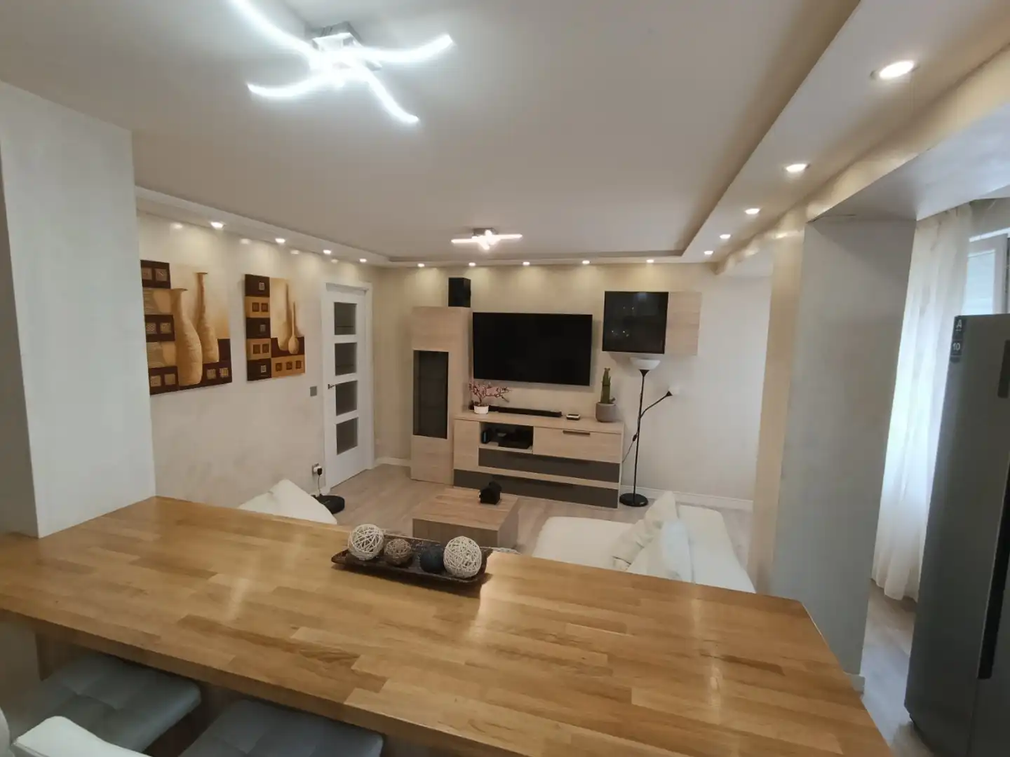 Flat for sale in Avenida de la Constitución Española, 3, Gamonal - San Bruno - G9 Living room of Flat for sale in Burgos with Heating, Furnished and Oven