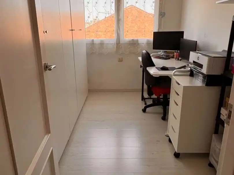 Flat for sale in Carrer de Calassanç Duran, 222, Sol i Padris - Sant Oleguer Flat for sale in Sabadell with Air Conditioner, Heating and Parquet flooring