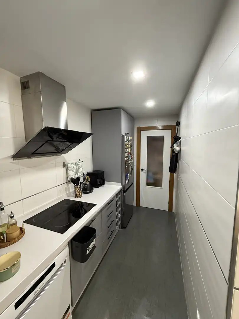 Küche von Wohnung zum Verkauf in Pulianas mit Klimaanlage