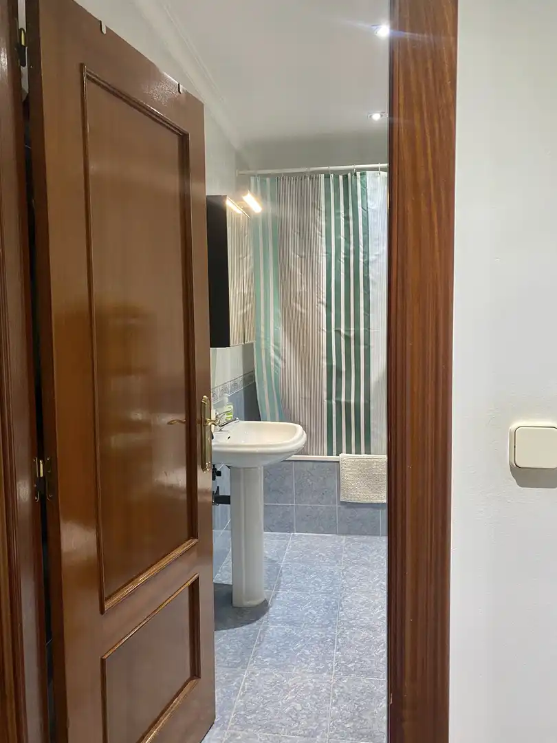 Flat for rent in Calle García Lorca, 15, Torredonjimeno Bathroom of Flat for rent in Torredonjimeno with Air Conditioner, Heating and Furnished