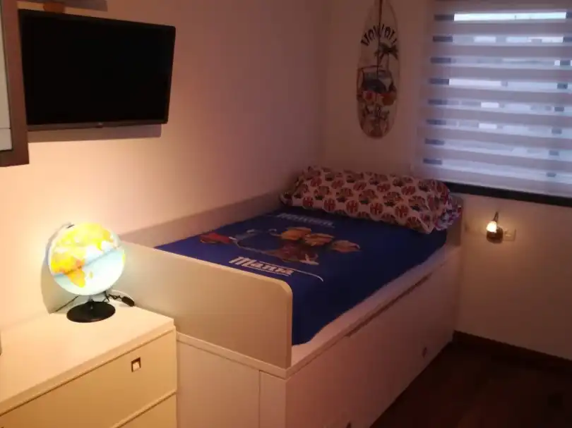 Habitación de Piso de alquiler en Viladecans con Aire acondicionado y Terraza
