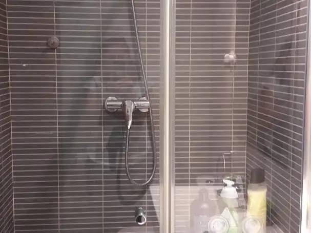 Baño de Piso de alquiler en Viladecans con Aire acondicionado y Terraza