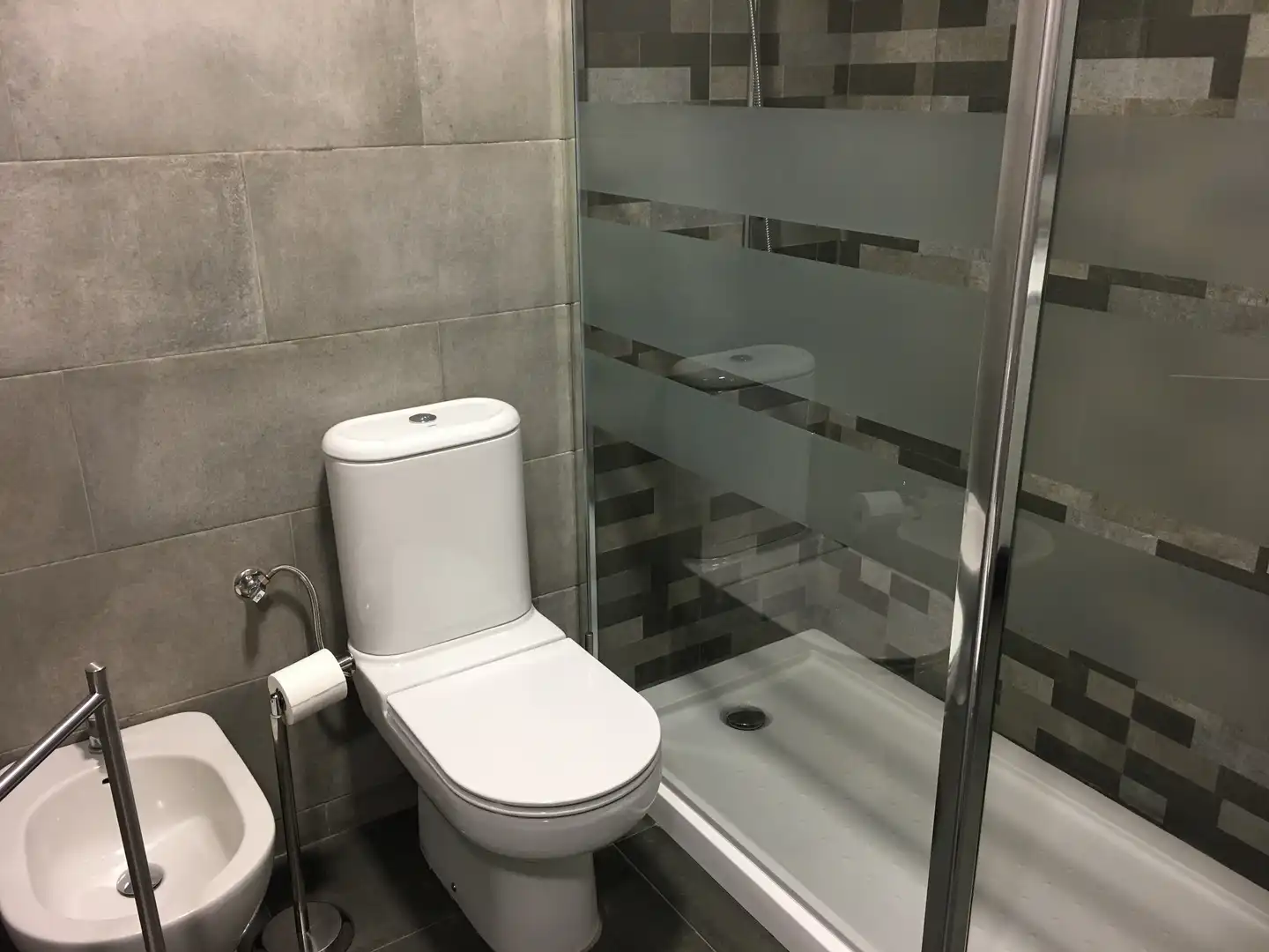 Piso de alquiler en Passeig de Lluís Saiz Diaz Regatista, S/n, Port Saplaya Baño de Piso de alquiler en Alboraya con Aire acondicionado, Terraza y Piscina