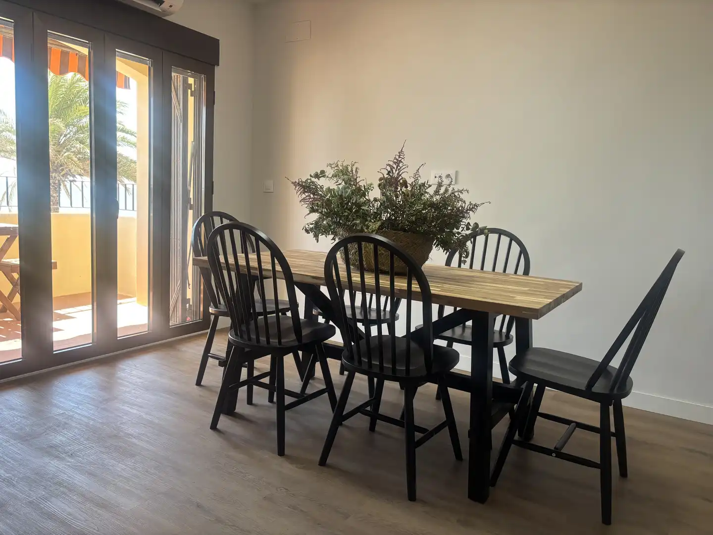 Piso de alquiler en Passeig de Lluís Saiz Diaz Regatista, S/n, Port Saplaya Comedor de Piso de alquiler en Alboraya con Aire acondicionado, Terraza y Piscina