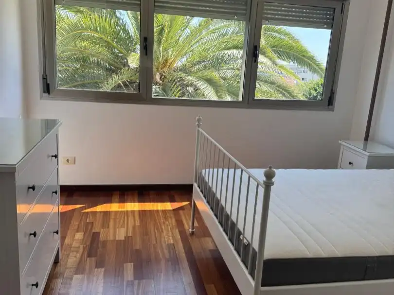 Habitación de Ático de alquiler en Santa Brígida con Parquet, Amueblado y Parking comunitario