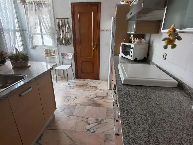 Flat for sale in Calle San Joaquín, 2, Centro ciudad Kitchen of Flat for sale in Linares with Air Conditioner, Heating and Terrace