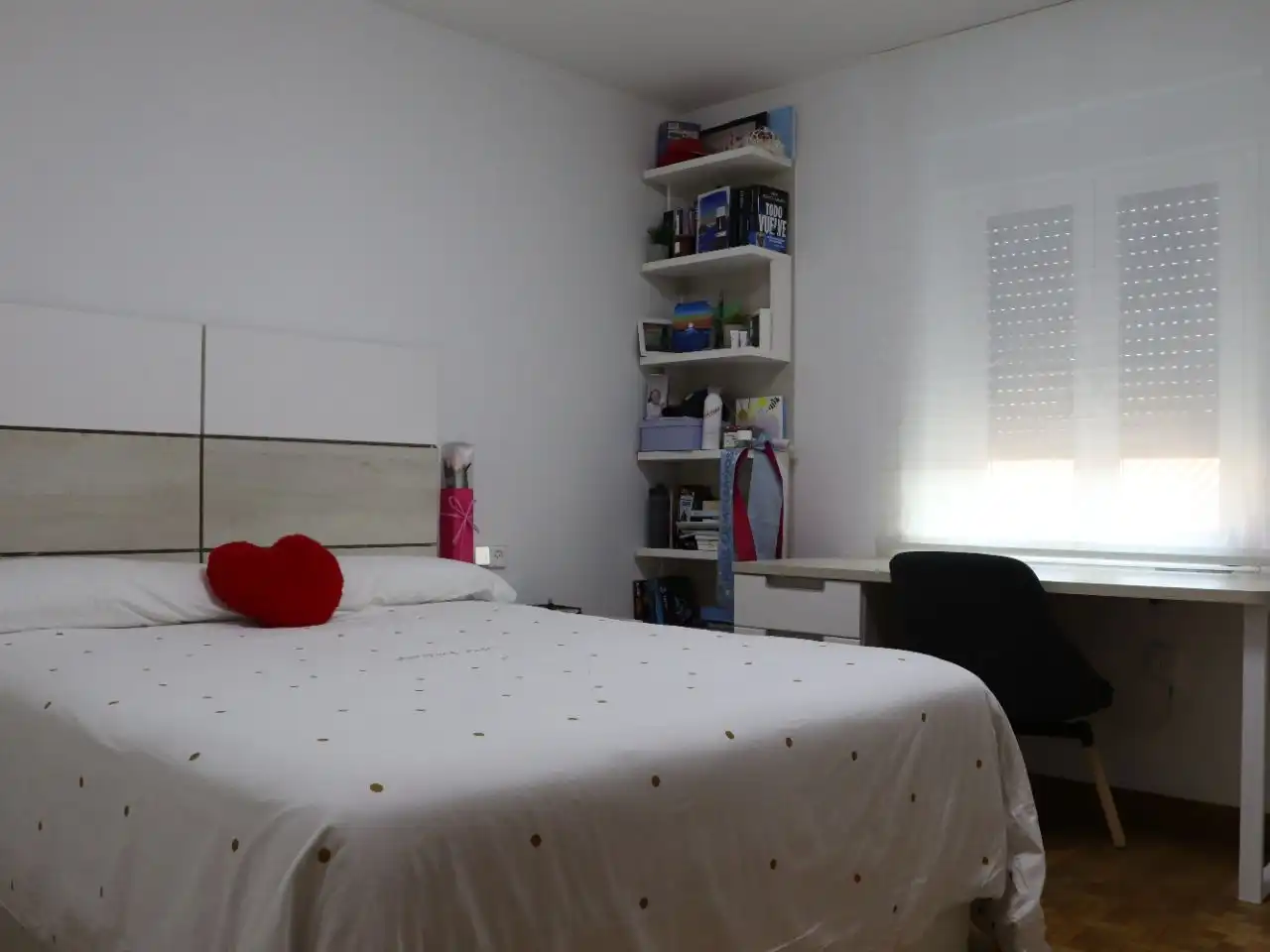 Flat for sale in Calle Viernes de Toros, 8, La Florida - San Pedro Bedroom of Flat for sale in Soria Capital with Terrace and Balcony