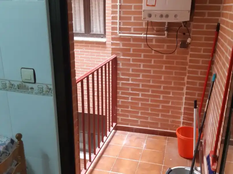 Terrassa de Pis de lloguer en Benavente amb Calefacció, Moblat i Balcó