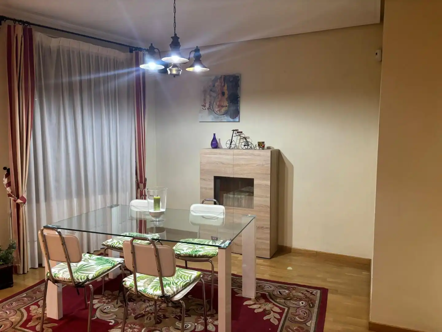 Wohnung zur Miete in Calle Estación, 3, Villarrobledo Esszimmer von Wohnung zur Miete in Villarrobledo mit Klimaanlage, Heizung und Parkett