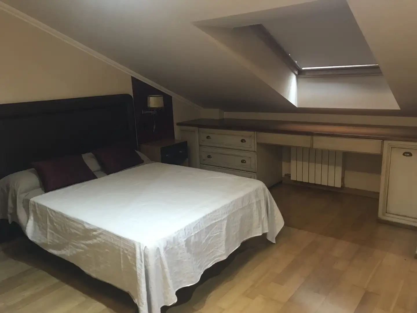 Flat for rent in Rúa Montes, A Parda Bedroom of Flat for rent in Pontevedra Capital with Heating, Parquet flooring and Terrace