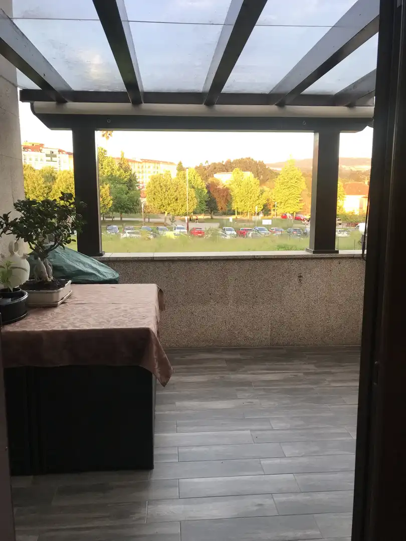 Flat for rent in Rúa Montes, A Parda Terrace of Flat for rent in Pontevedra Capital with Heating, Parquet flooring and Terrace