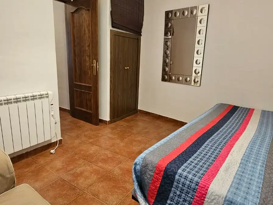 Pis en venda a Calle El Pastor, 3, Grajera Dormitori de Pis en venda en Grajera amb Calefacció i Moblat
