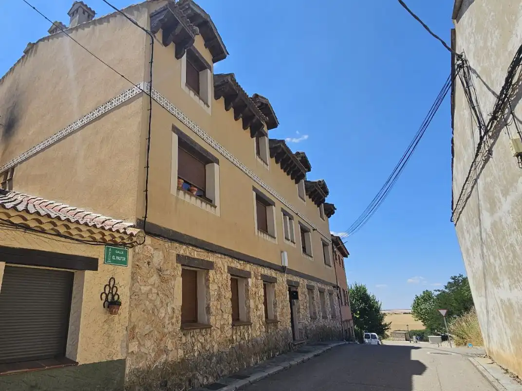 Pis en venda a Calle El Pastor, 3, Grajera Vista exterior de Pis en venda en Grajera amb Calefacció i Moblat