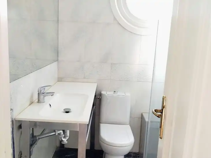 Flat for rent in Street Atxekolandeta Kalea, 12, Neguri Bathroom of Flat for rent in Getxo