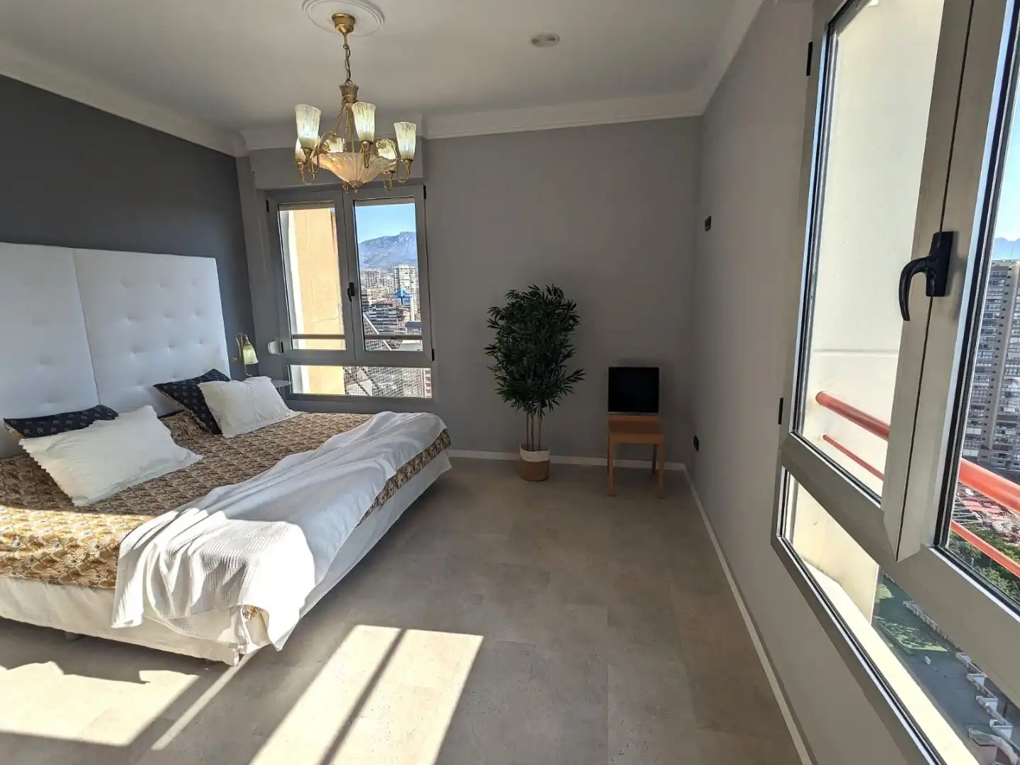 Piso de alquiler en Avenida Avenida del Mediterráneo, 17, Benidorm