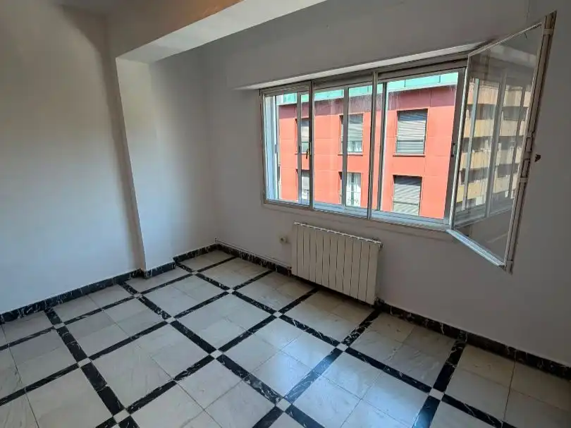 Flat for sale in Calle Obispo Hurtado, 13, Centro - Sagrario Bedroom of Flat for sale in Granada Capital with Balcony
