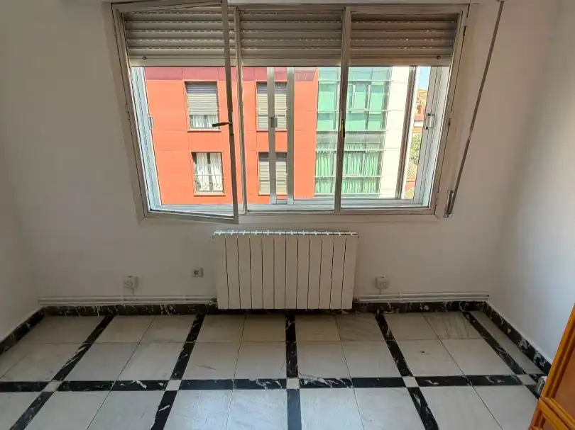 Flat for sale in Calle Obispo Hurtado, 13, Centro - Sagrario Bedroom of Flat for sale in Granada Capital with Balcony