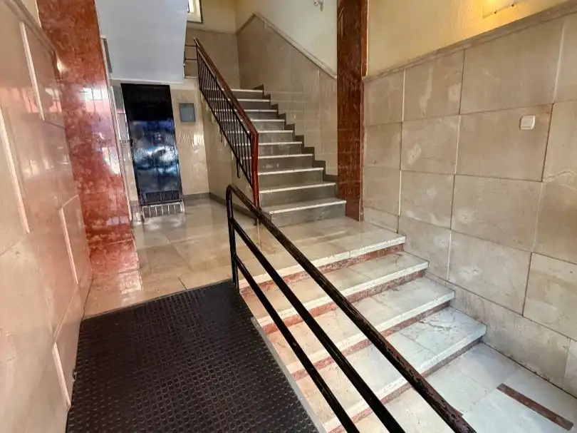 Flat for sale in Calle Obispo Hurtado, 13, Centro - Sagrario Flat for sale in Granada Capital with Balcony