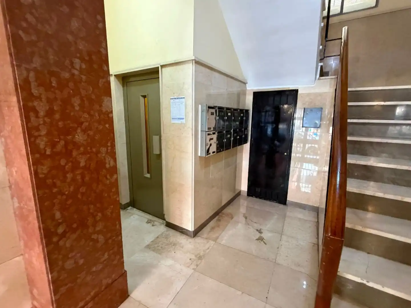 Flat for sale in Calle Obispo Hurtado, 13, Centro - Sagrario Flat for sale in Granada Capital with Balcony