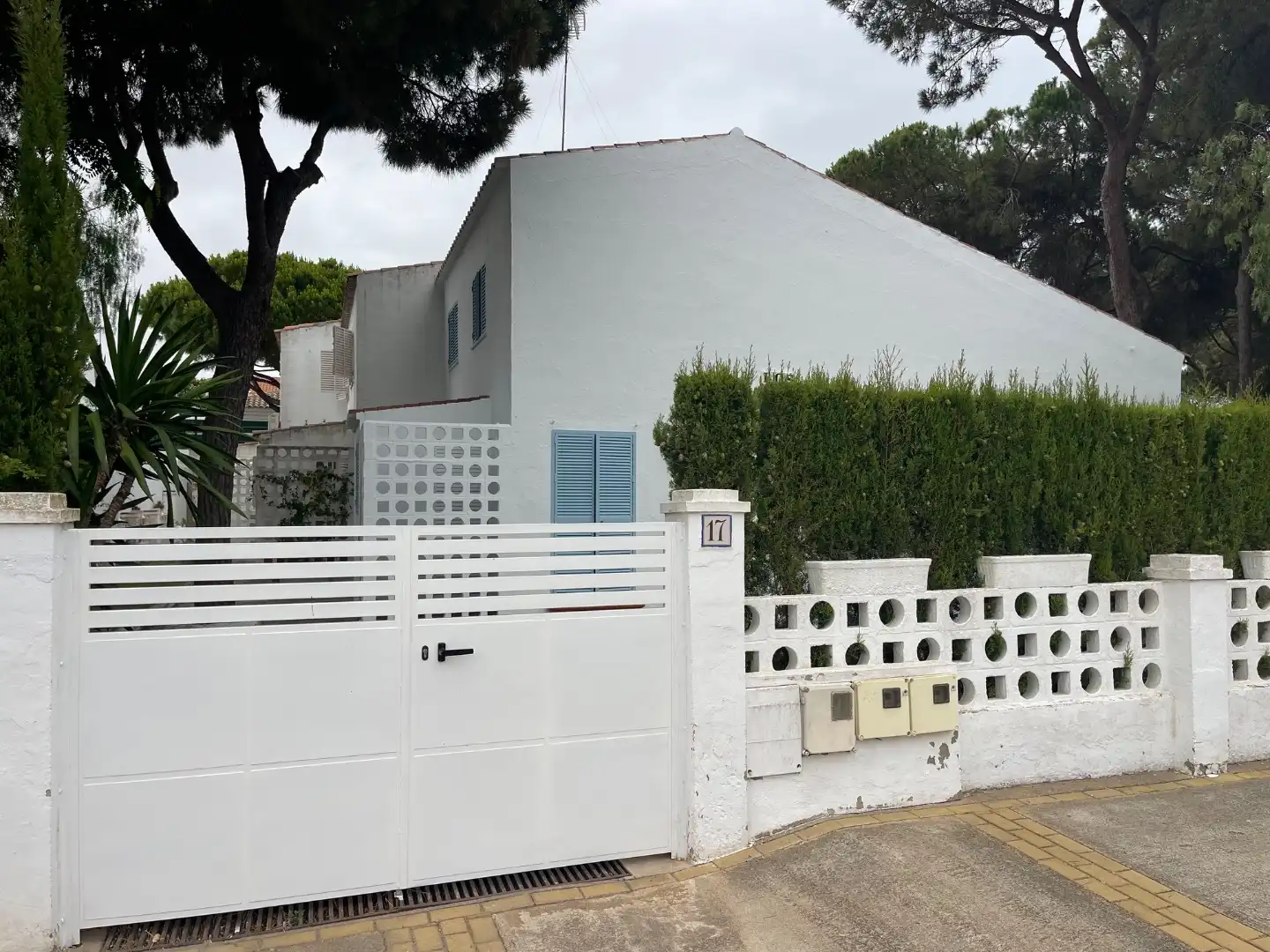 Casa adosada en venta en Avenida San Sebastián, 17, Urbasur Vista exterior de Casa adosada en venta en Islantilla con Aire acondicionado y Terraza