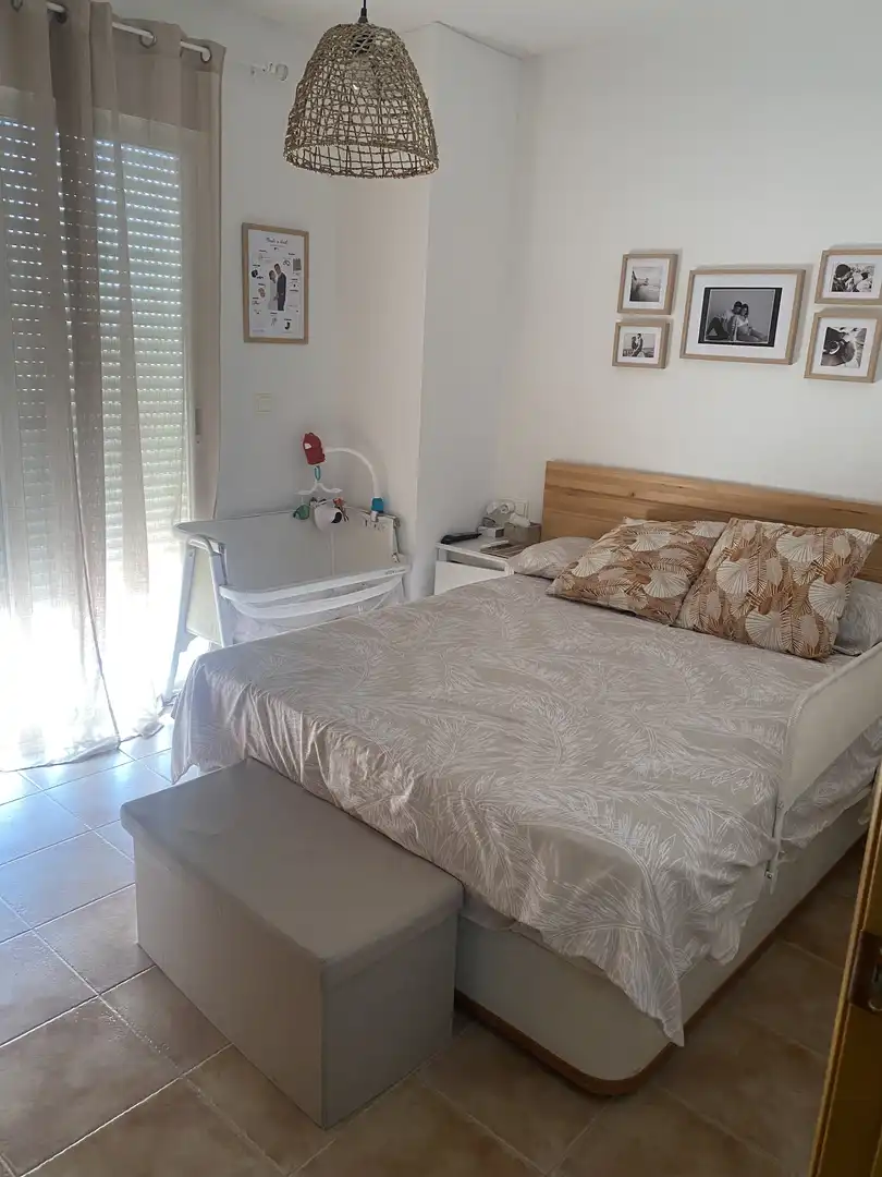Einfamilien-Reihenhaus zum Verkauf in Calle del Sofre, 745, Valle del Sol Schlafzimmer von Einfamilien-Reihenhaus zum Verkauf in Mutxamel mit Klimaanlage, Heizung und Terrasse