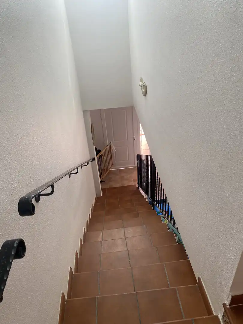 Einfamilien-Reihenhaus zum Verkauf in Calle del Sofre, 745, Valle del Sol Einfamilien-Reihenhaus zum Verkauf in Mutxamel mit Klimaanlage, Heizung und Terrasse