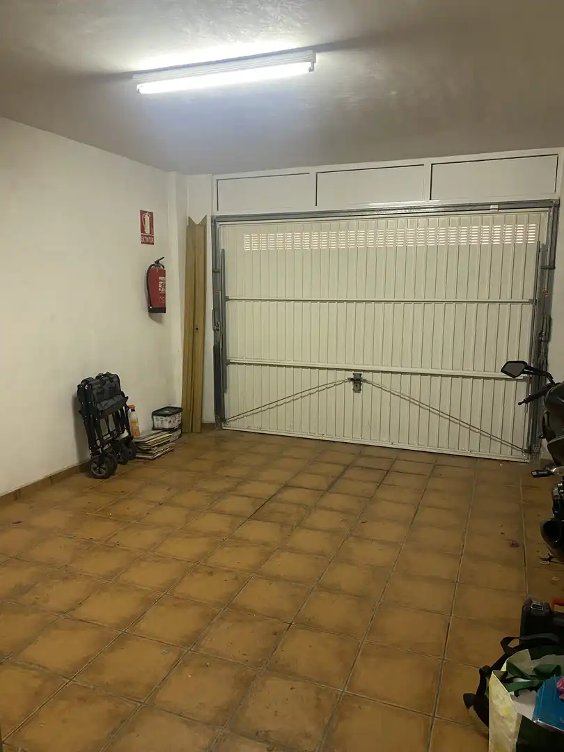 Einfamilien-Reihenhaus zum Verkauf in Calle del Sofre, 745, Valle del Sol Parkplatz von Einfamilien-Reihenhaus zum Verkauf in Mutxamel mit Klimaanlage, Heizung und Terrasse