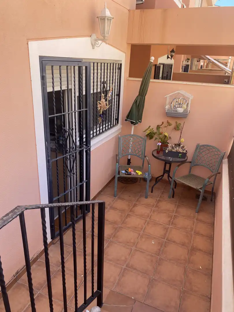 Einfamilien-Reihenhaus zum Verkauf in Calle del Sofre, 745, Valle del Sol Terrasse von Einfamilien-Reihenhaus zum Verkauf in Mutxamel mit Klimaanlage, Heizung und Terrasse
