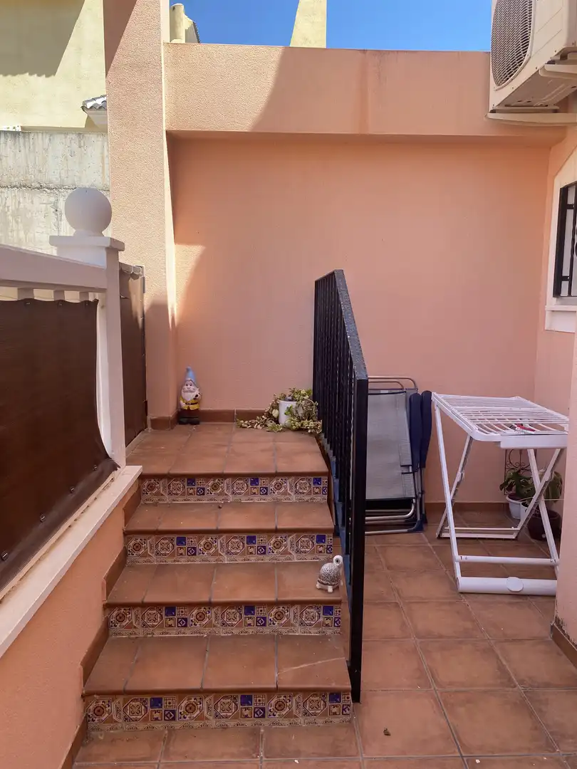 Einfamilien-Reihenhaus zum Verkauf in Calle del Sofre, 745, Valle del Sol Terrasse von Einfamilien-Reihenhaus zum Verkauf in Mutxamel mit Klimaanlage, Heizung und Terrasse